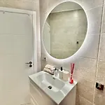 Luxury Renevapartment Island Village Apartment