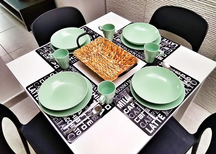 Luxury Renevapartment Island Village *