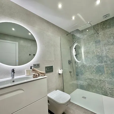 Апартаменты Luxury Renevapartment Island Village Адехе