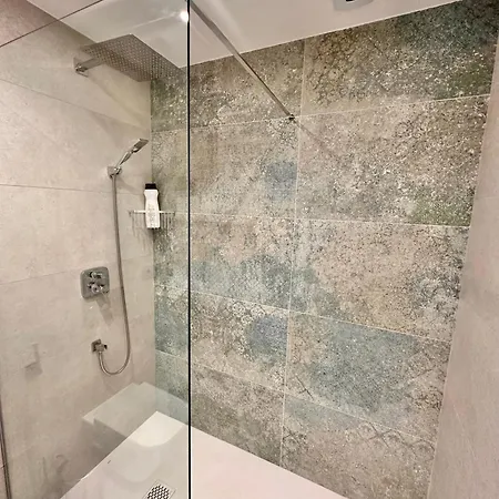 Апартаменты Luxury Renevapartment Island Village