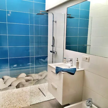 Апартаменты Luxury Renevapartment Island Village Адехе