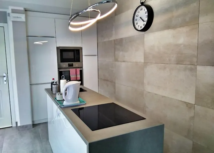 Luxury Renevapartment Island Village